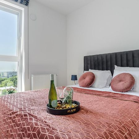 Lumina Apartments With Parking, Balcony Lodz Экстерьер фото