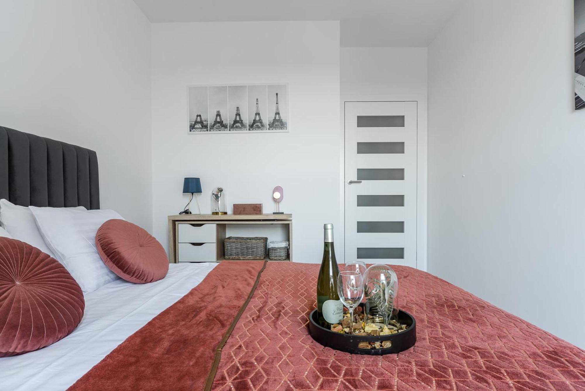 Lumina Apartments With Parking, Balcony Lodz Экстерьер фото