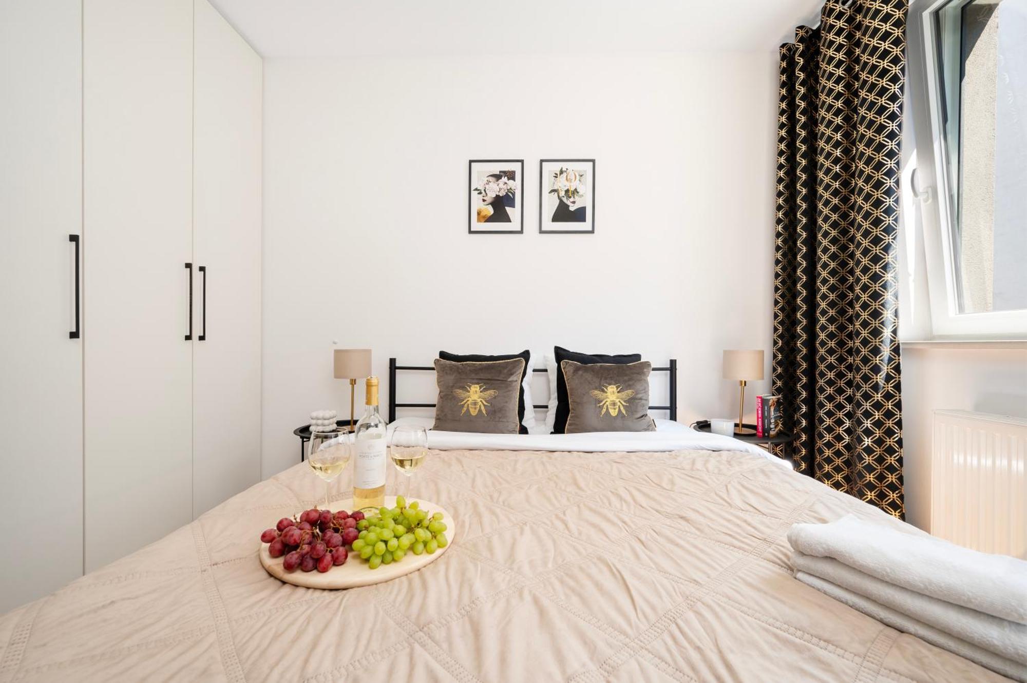 Lumina Apartments With Parking, Balcony Lodz Экстерьер фото