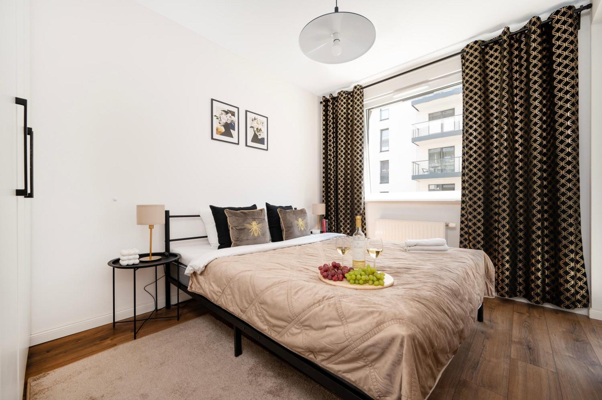 Lumina Apartments With Parking, Balcony Lodz Экстерьер фото